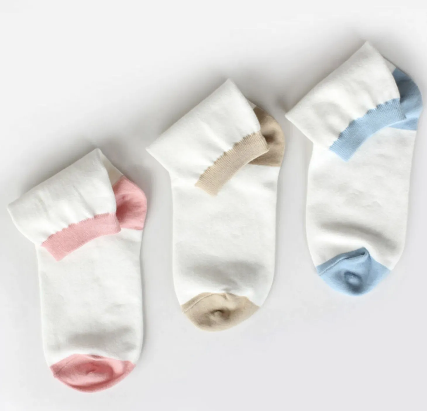 Basic Color Point Women Socks