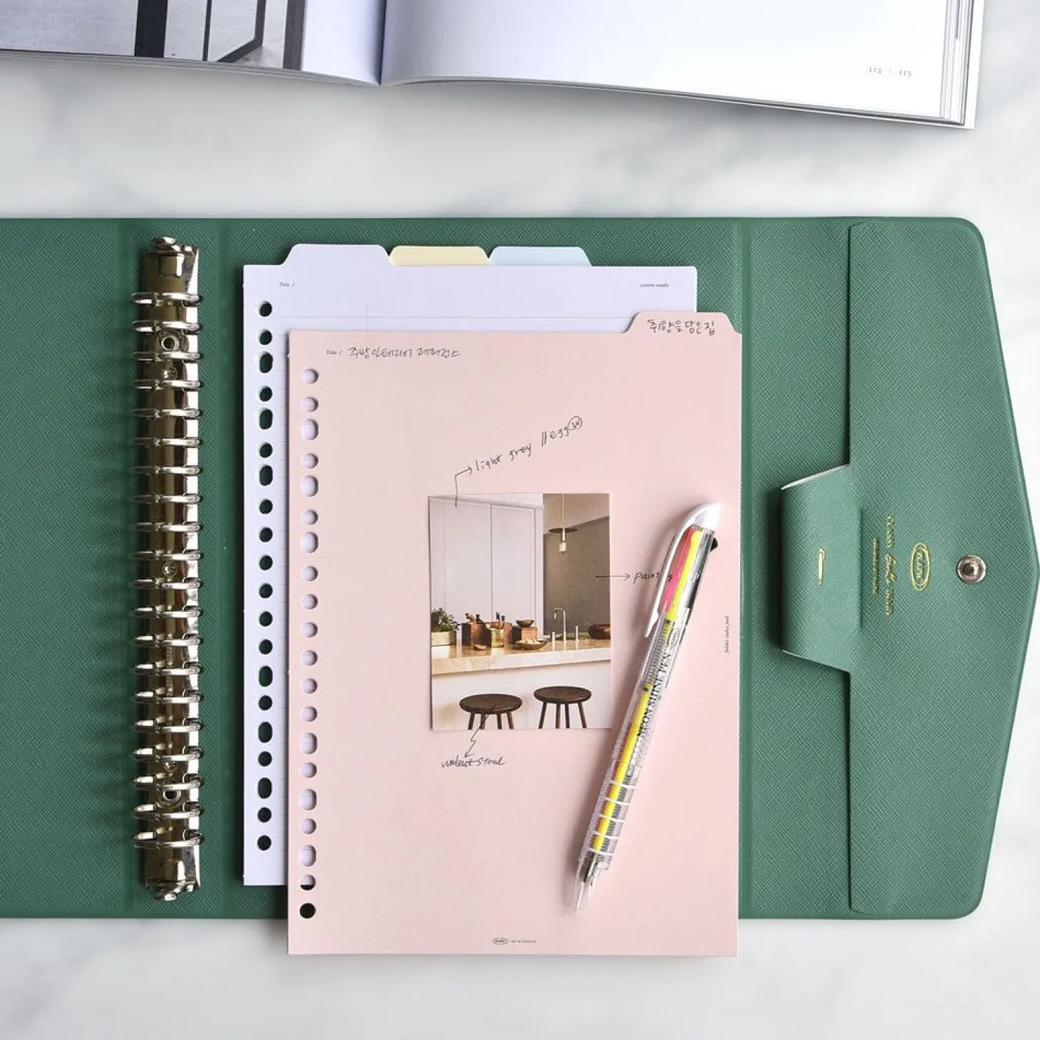 Classy Gentle 20 Ring A5 Binder Clutch