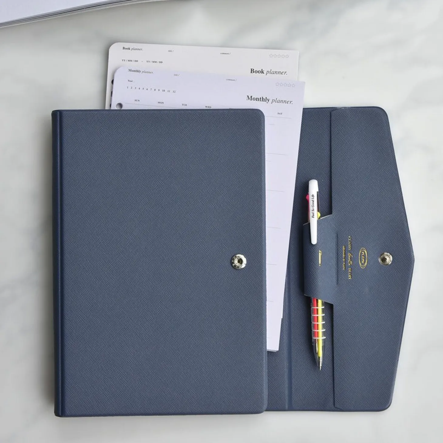 Classy Gentle 20 Ring A5 Binder Clutch