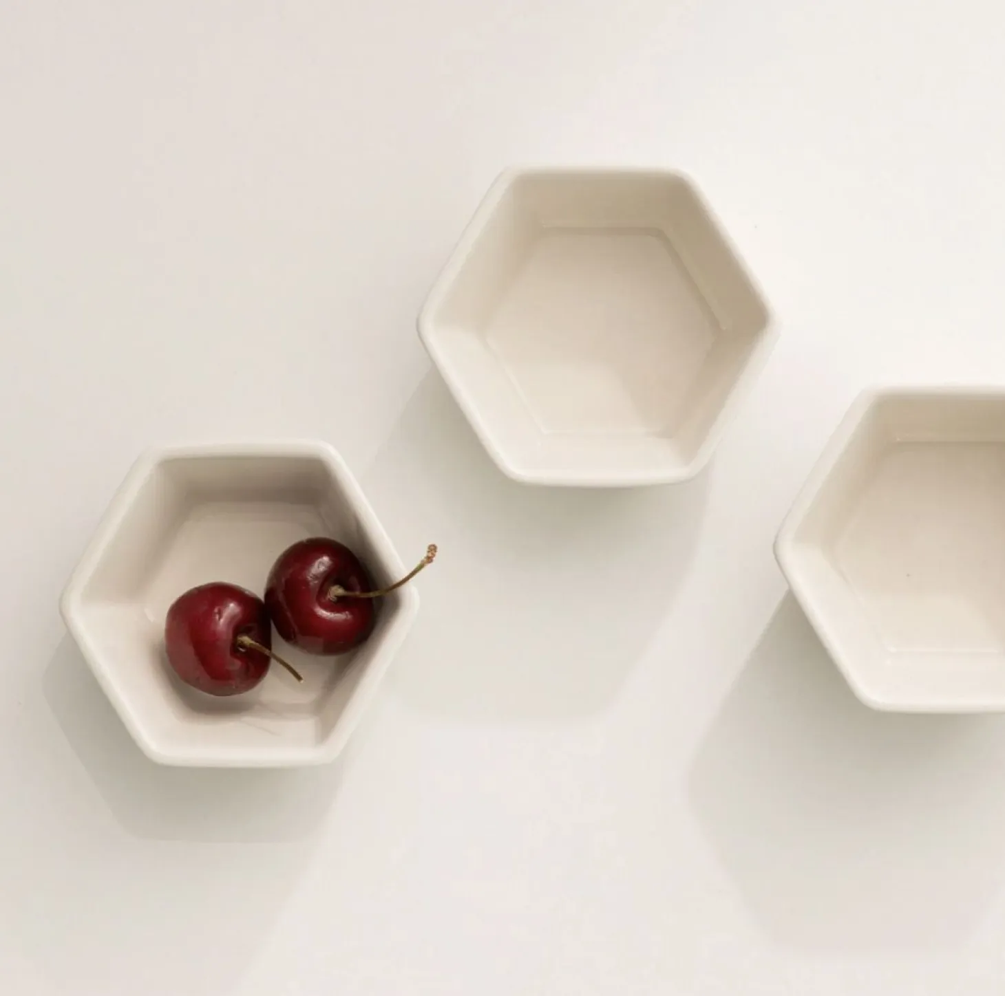 Hexagon Sauce Bowl