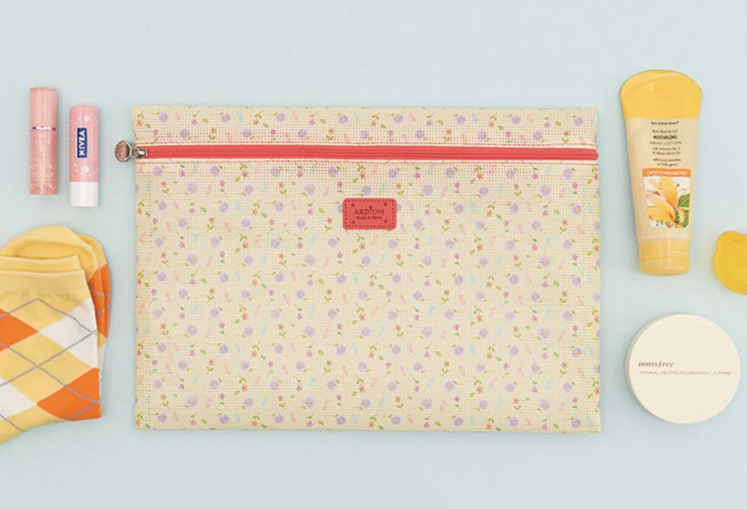 Large Summer Mesh Flat Pouch