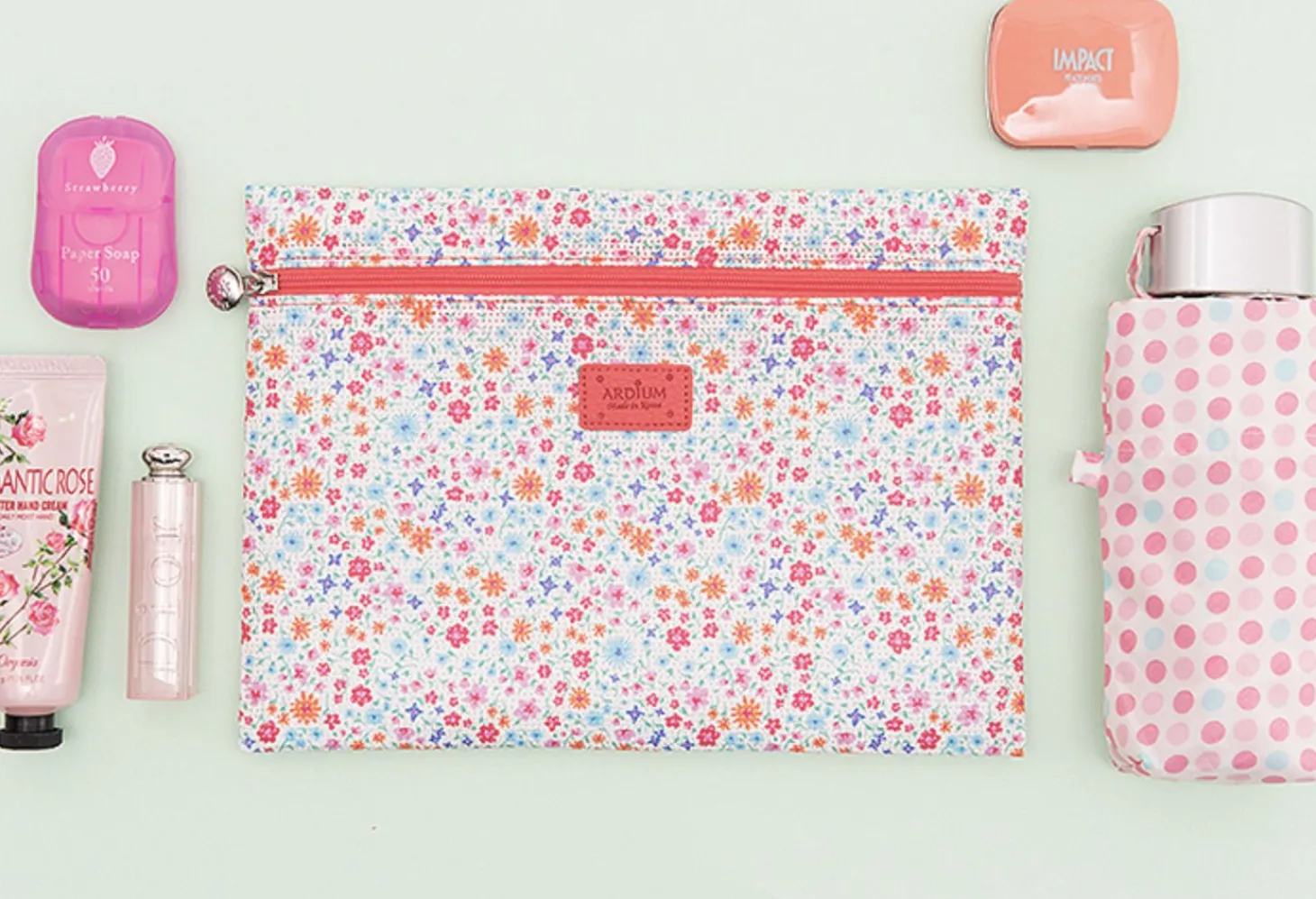 Medium Summer Mesh Flat Pouch