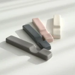 Modern Slim Chopstick Rest