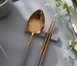 Modern Slim Chopstick Rest