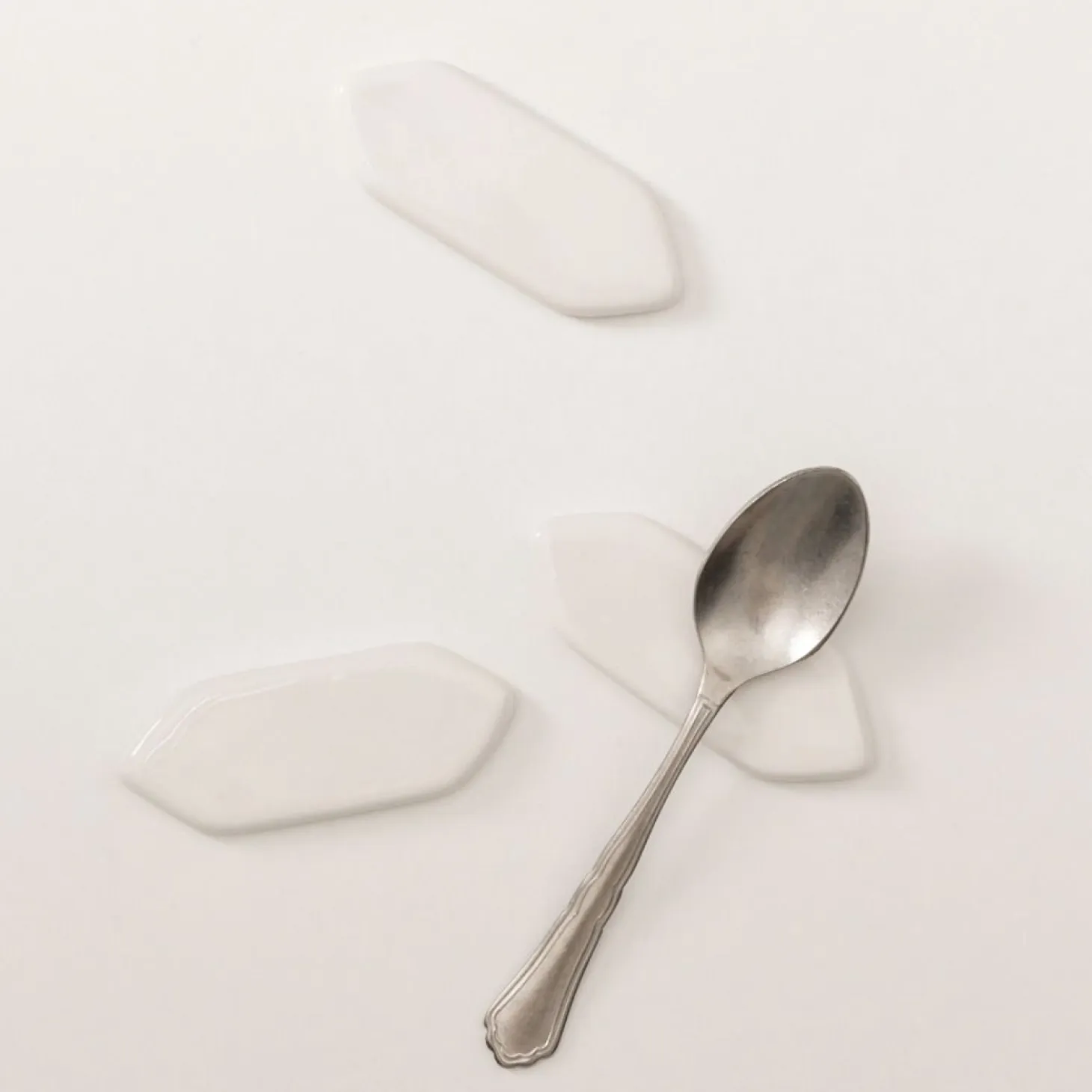 Slim Hexagon Chopstick Rest