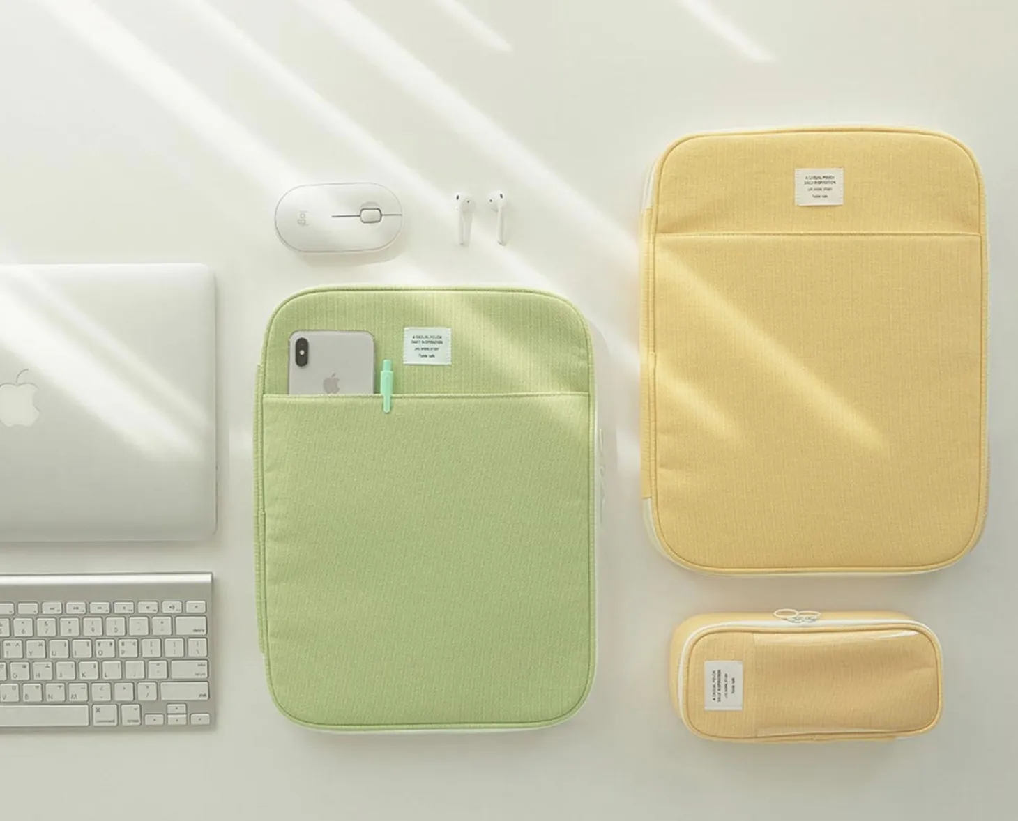 Table Talk 13 in. Pocket Laptop Pouch