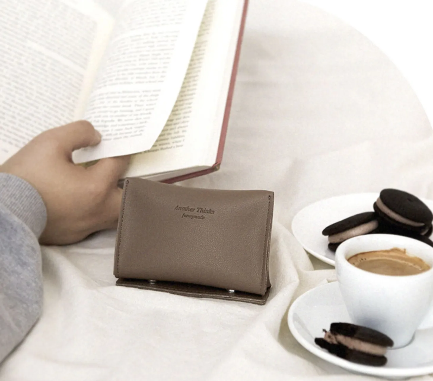 Triangle Leather Card Case